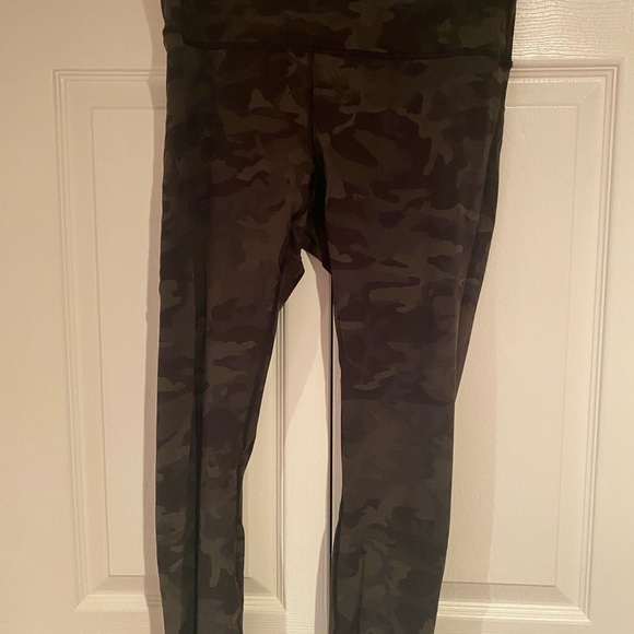 Lululemon Athletica Camouflage Leggings - Picture 2 of 2